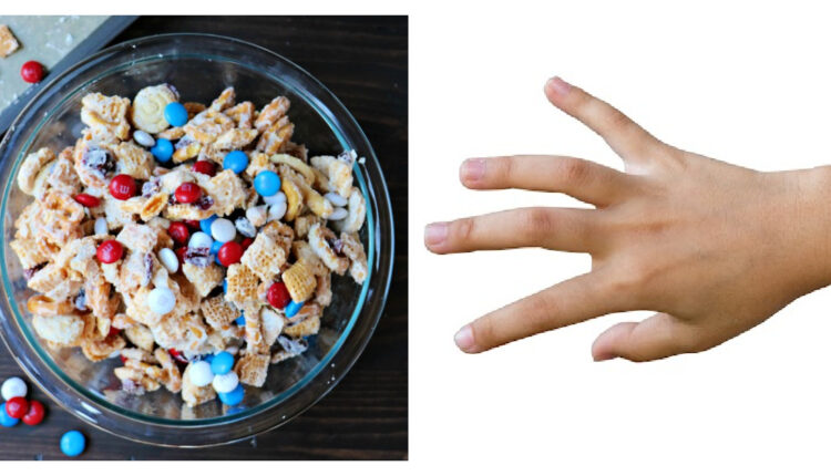 simple summer red white blue trail mix recipe kids activities blog